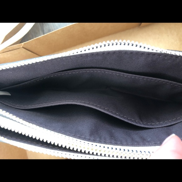 Coach Wristlet Wallet Purse - Picture 6 of 10